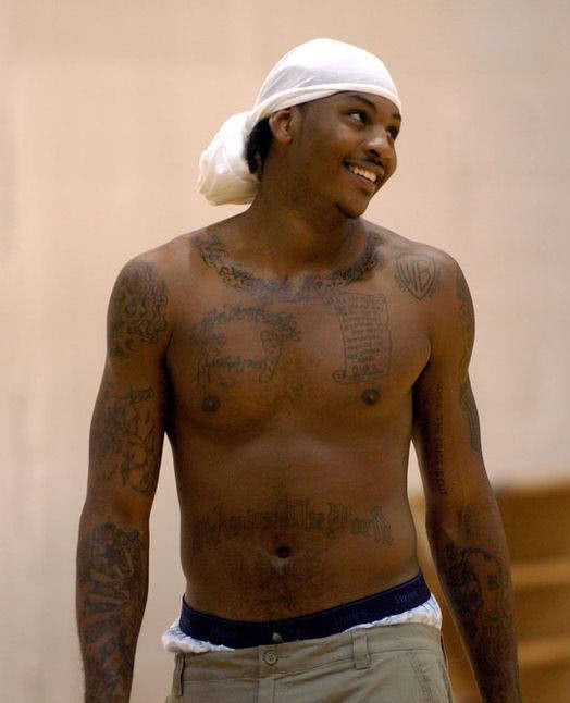 亚马尔全场数据：7射1正进1球，浪费1次空门良机（亚马尔本场表现：7次射门仅1次射正并打入1球，错失一次空门良机）