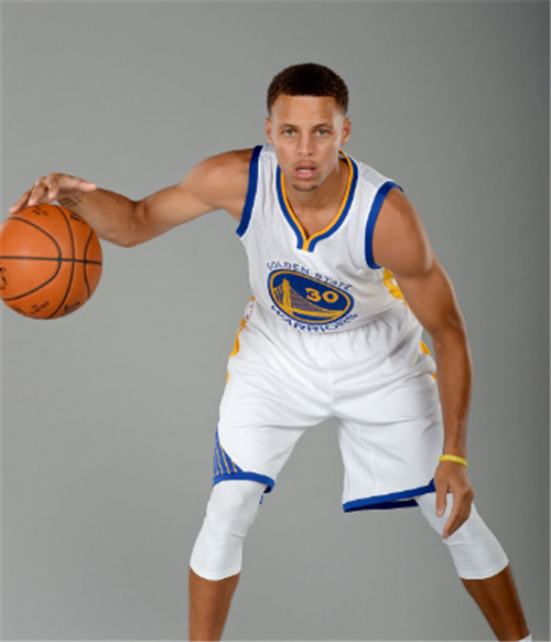 谢什科？阿莫林：重要的是霍伊伦在进球，转会市场我也不清楚（被问及谢什科，阿莫林：霍伊伦进球才最重要，转会动态我也不确定）