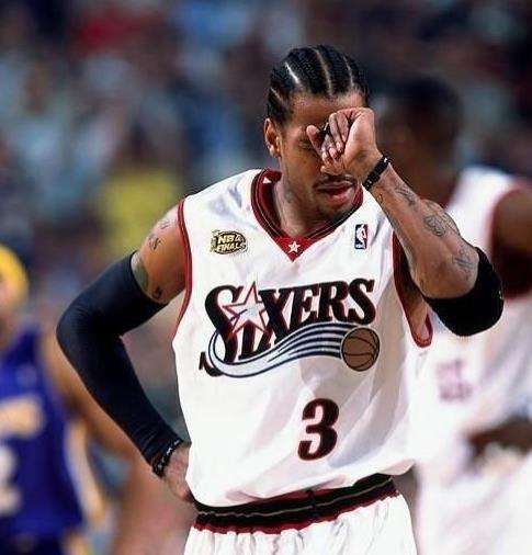 希勒最新一轮英超预测：切尔西负维拉，曼联纽卡平局（希勒英超新一轮预测：切尔西不敌维拉，曼联与纽卡战平）