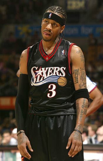 支持儿子，弗格森去看了其儿子达伦执教的彼得堡联的比赛（弗格森现身彼得堡联赛场，力挺执教的儿子达伦）