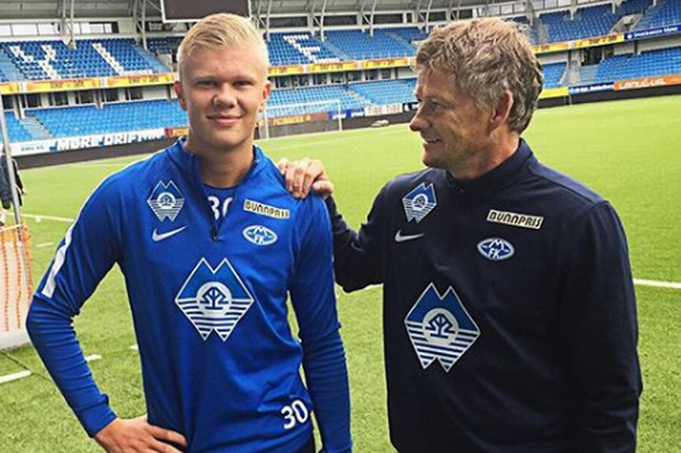 墨尔本城边卫新星：偶像是卡希尔，在德比进球意义非凡（墨尔本城边后卫新秀：偶像卡希尔，德比破门格外珍贵）