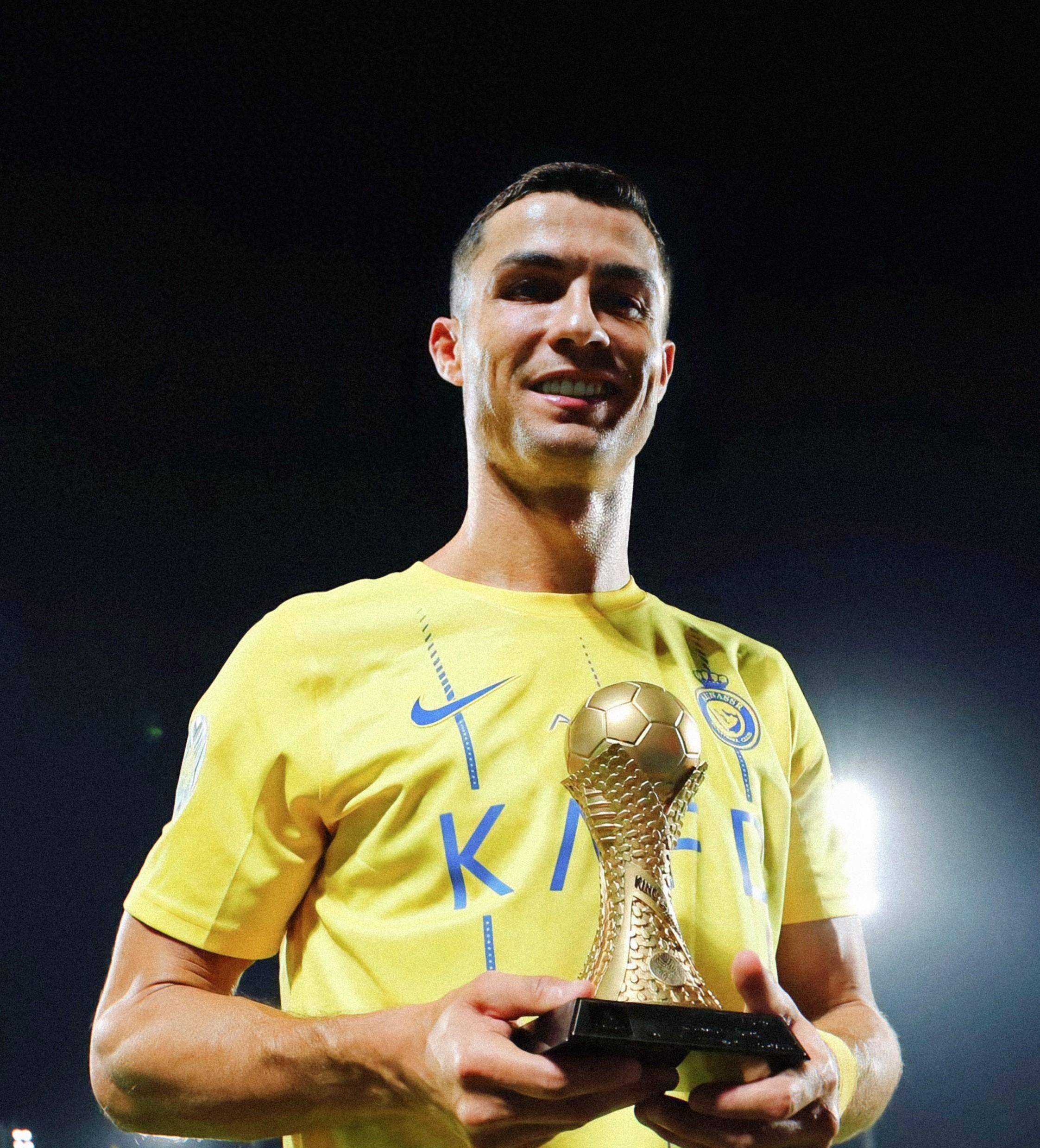 库拉索主帅：加图索一直为失败找借口，我想在世界杯踢意大利（库拉索主帅怒斥加图索总为失利找借口，盼世界杯碰意大利）