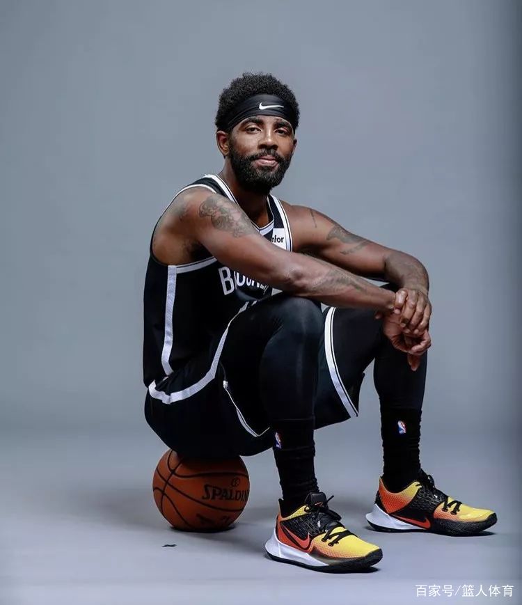 足球报：亚泰这几年都是寅吃卯粮，意向球员听说后婉拒邀请（《足球报》：亚泰近年靠预支度日，多名意向球员闻讯后拒绝加盟）