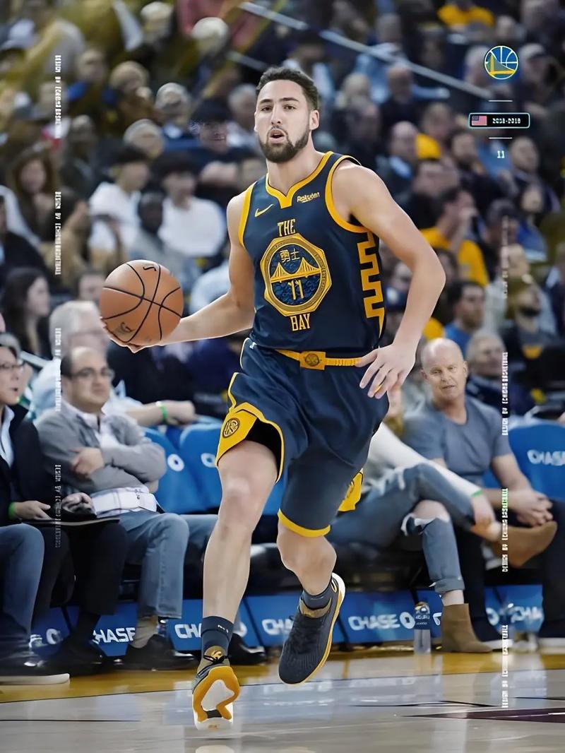 天空：切尔西正在尝试引进罗克，曼联也对球员有意（天空体育：切尔西欲签罗克，曼联亦感兴趣）